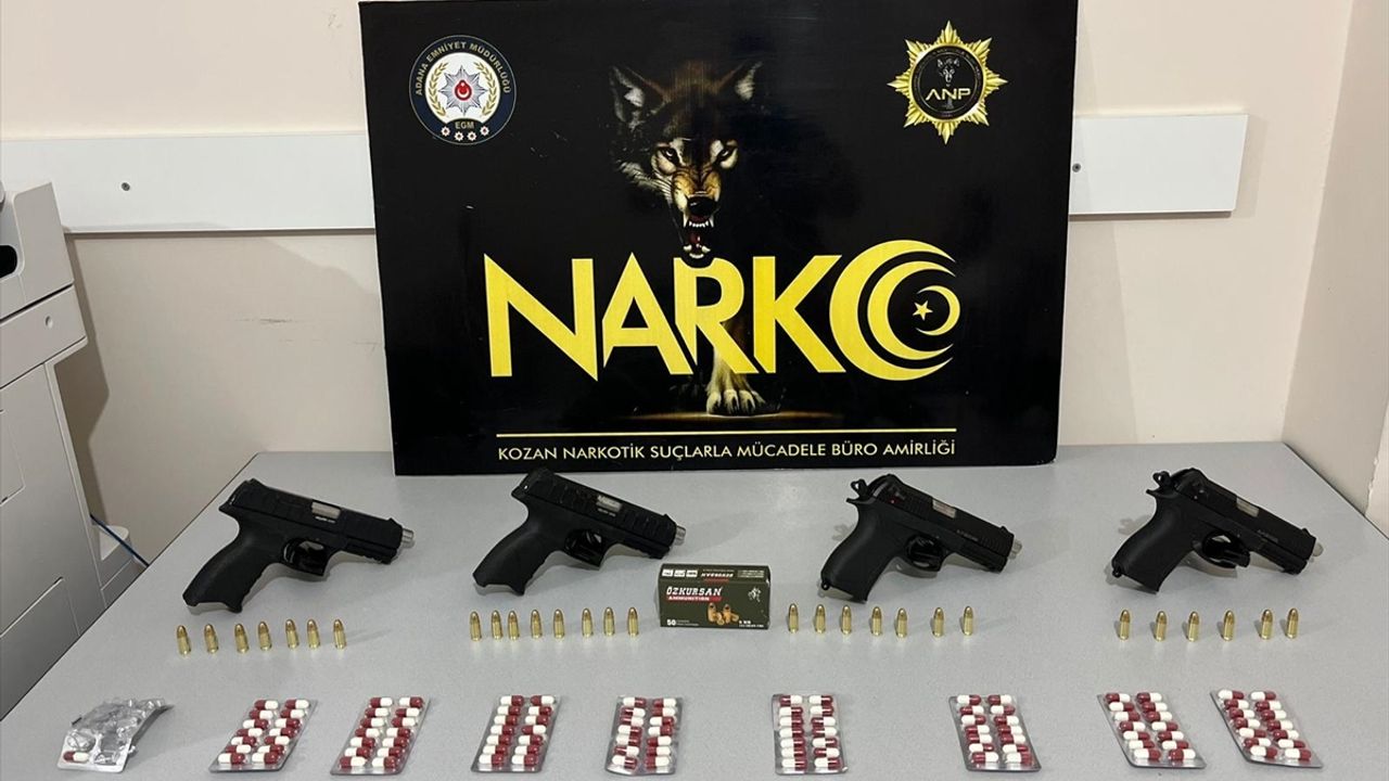 Adana'da otomobille polisten kaçmaya çalışan 4 şüpheli kovalamacayla yakalandı