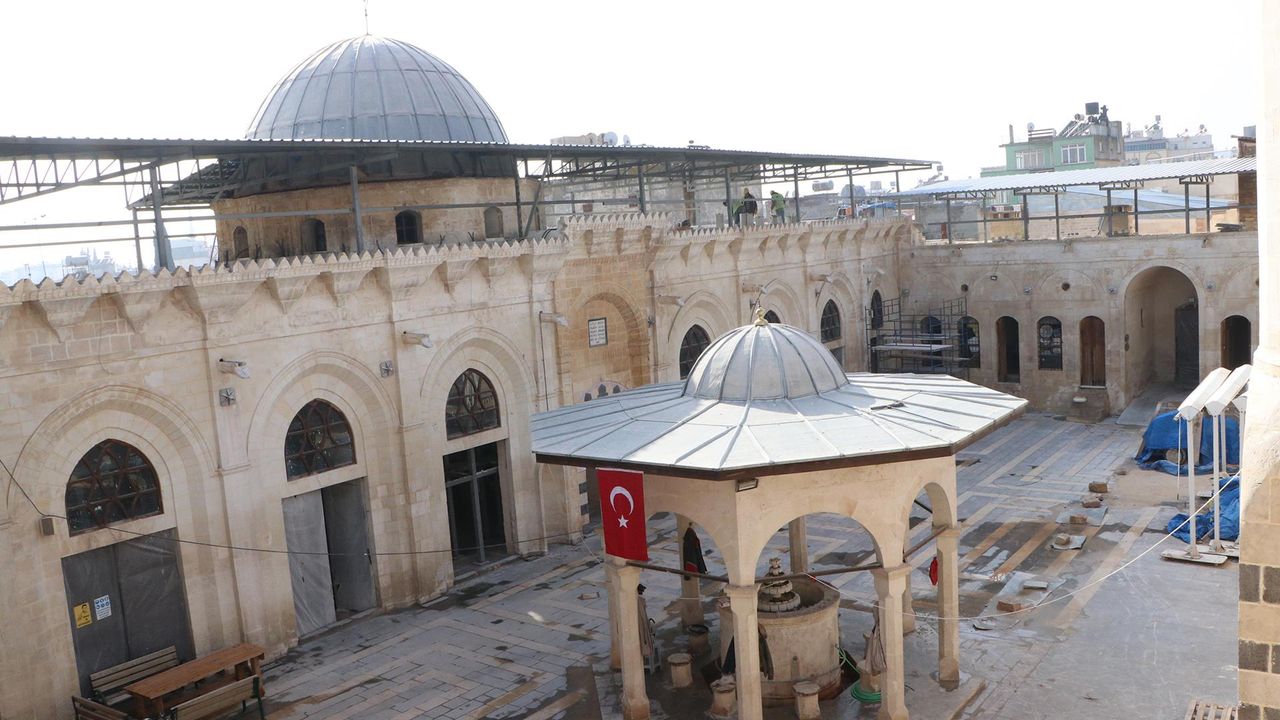 Kilis'te depremde zarar gören tarihi yapıların restorasyonu sürüyor