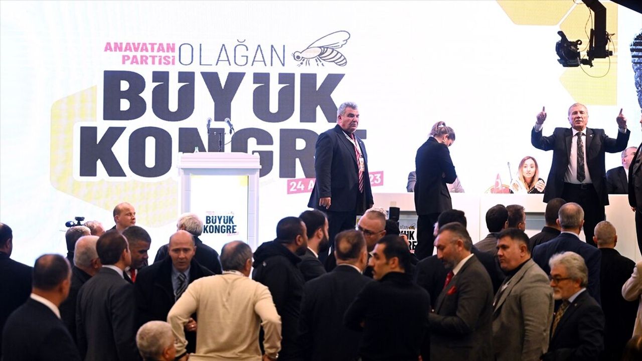 Anavatan Partisi Büyük Genel Merkez Kongresi 'usulsüzlük' ge
