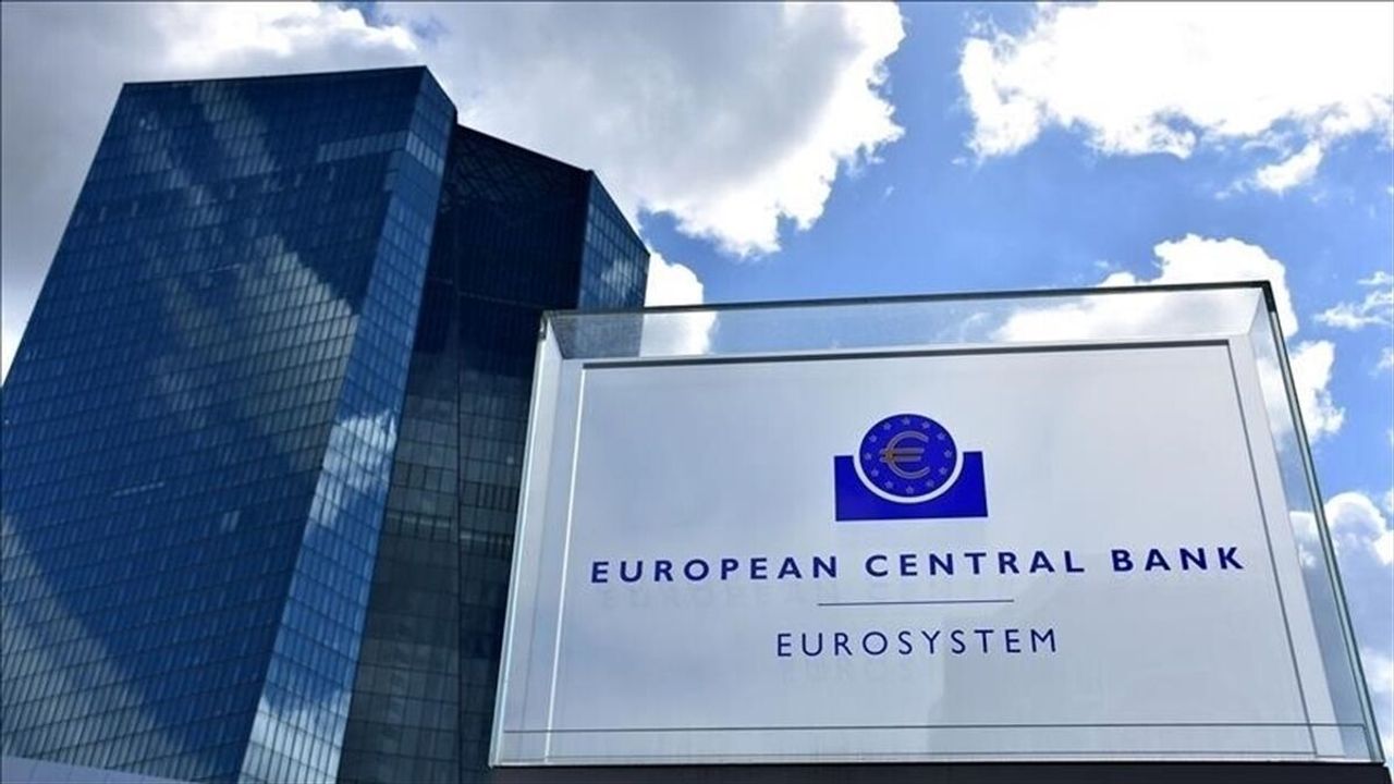 Avrupa Merkez Bankası Eylül 2023'ten bu yana ilk kez faiz ar