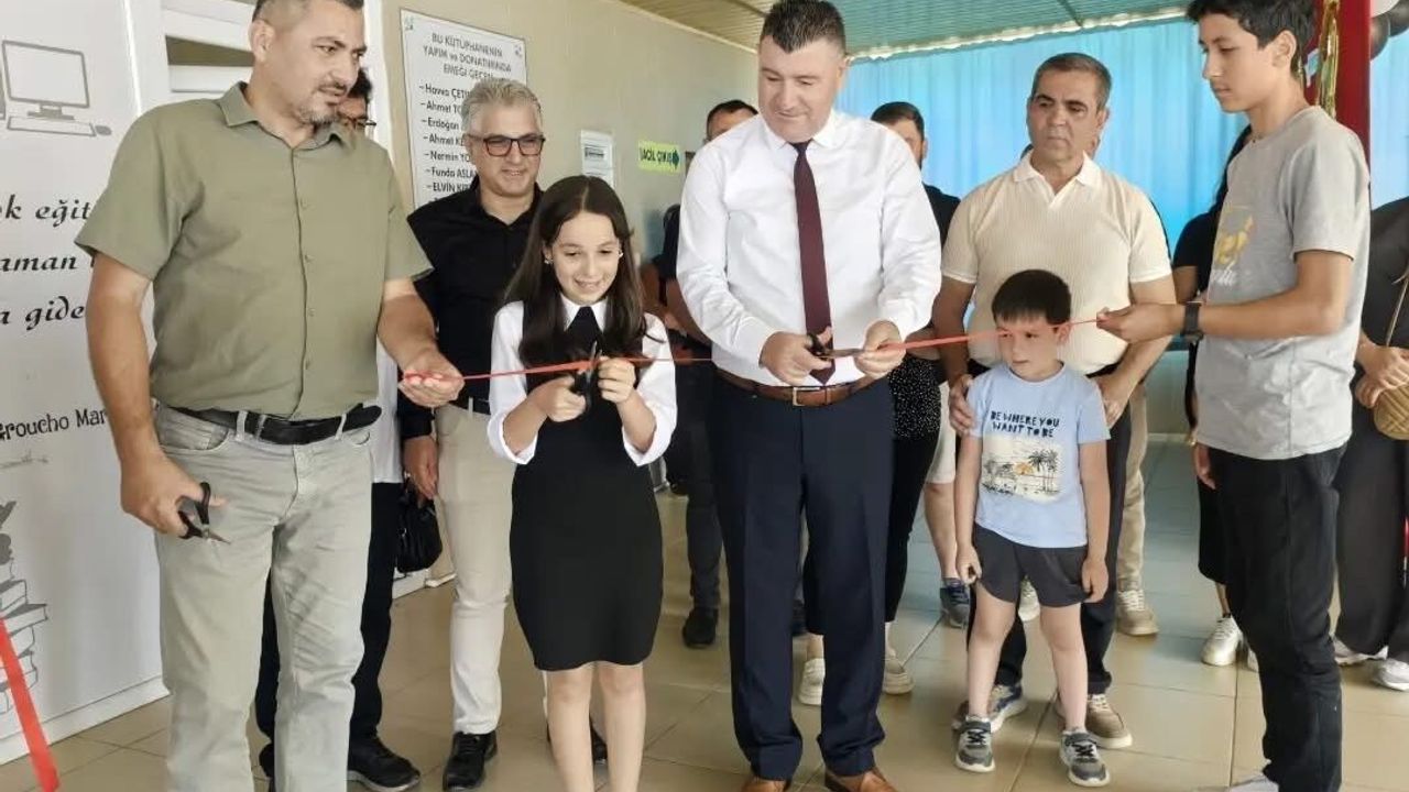 Bozyazı'da genç yetenek eserlerini sanatseverlerle buluşturd