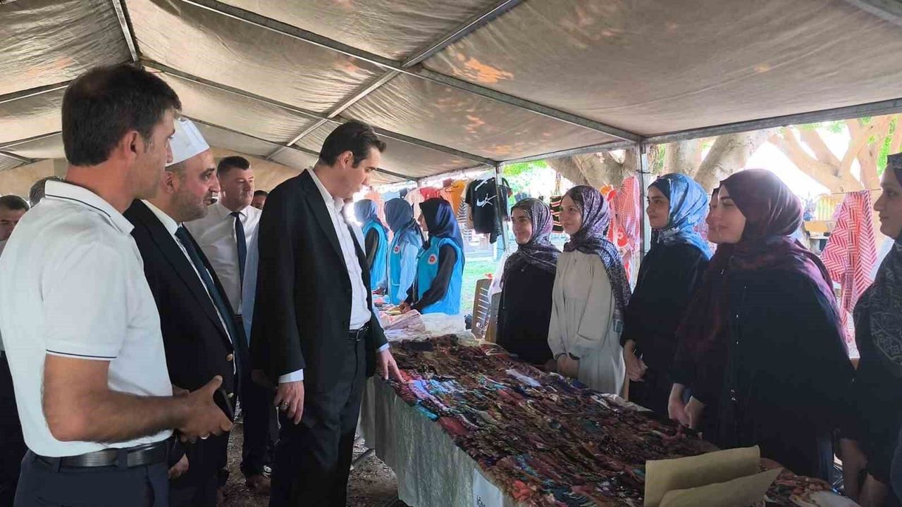 Bozyazı'da Kur'an Kursu öğrencileri için hayır çar