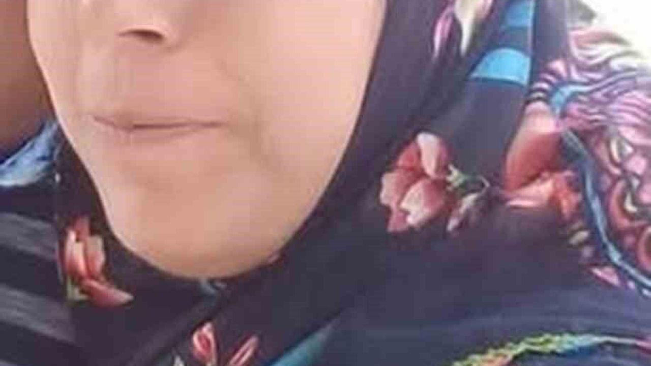 Eşi uyurken kendini asan 2 çocuk annesi kadın hayatını kaybe