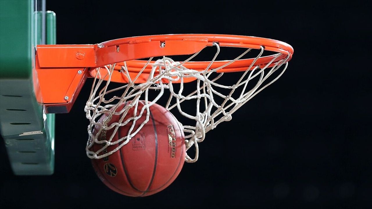 Fenerbahçe Beko ve ASVEL'in Avrupa Ligi lisansları resmi ola