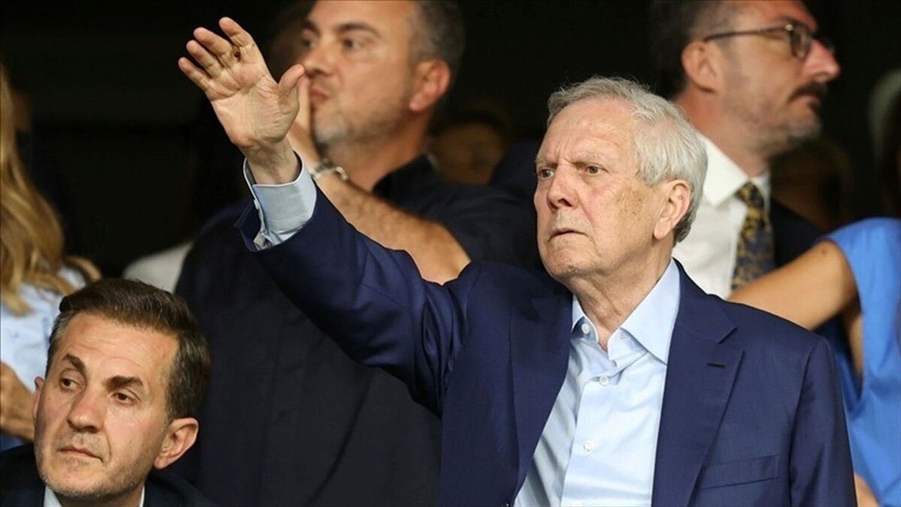 Fenerbahçe Kulübünde başkanlık seçimini Aziz Yıldırım kazand