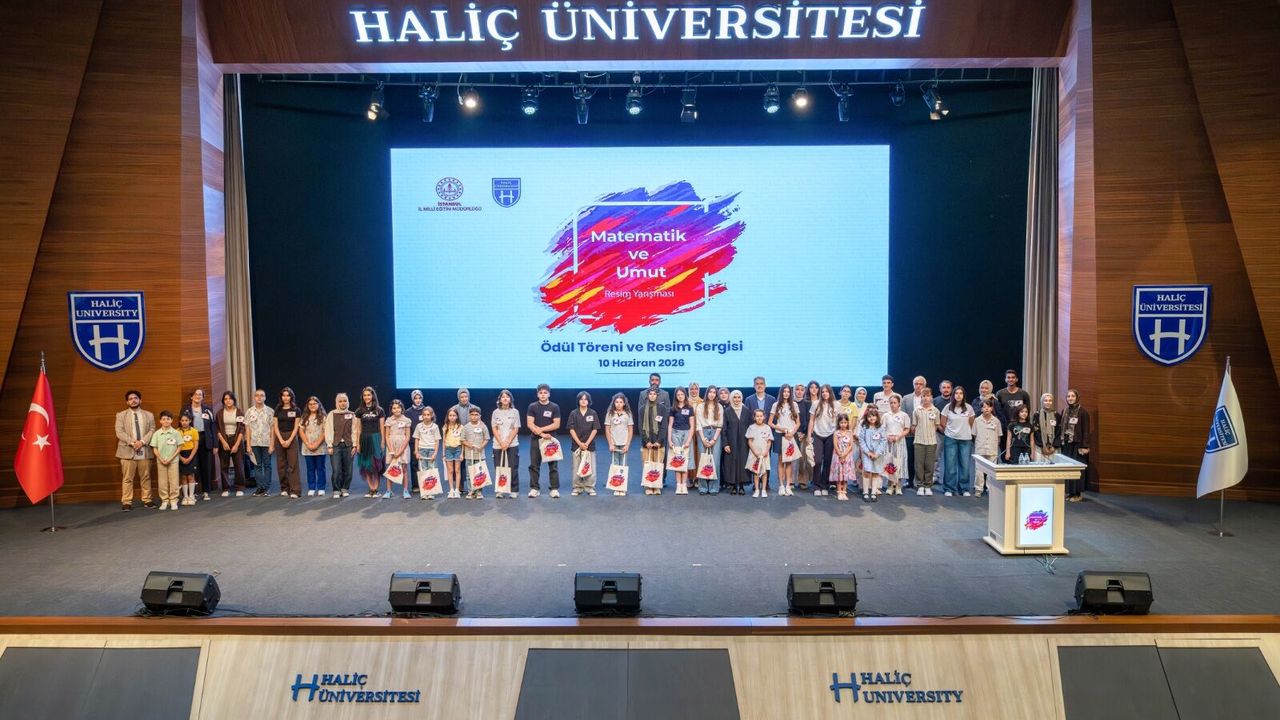 Haliç Üniversitesinde 'Matematik ve Umut' temalı resim yarış