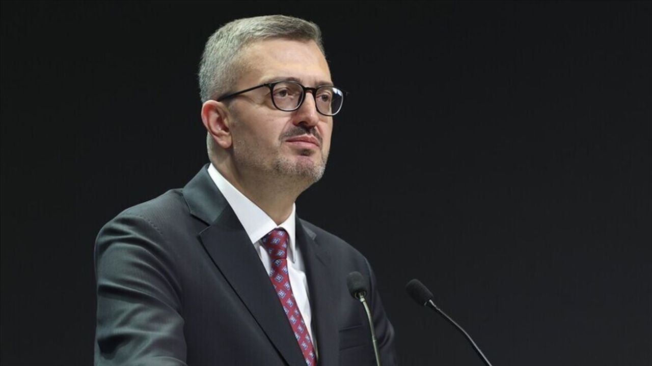 İletişim Başkanı Duran'dan İsrail Başbakanı Netanyahu'nun aç