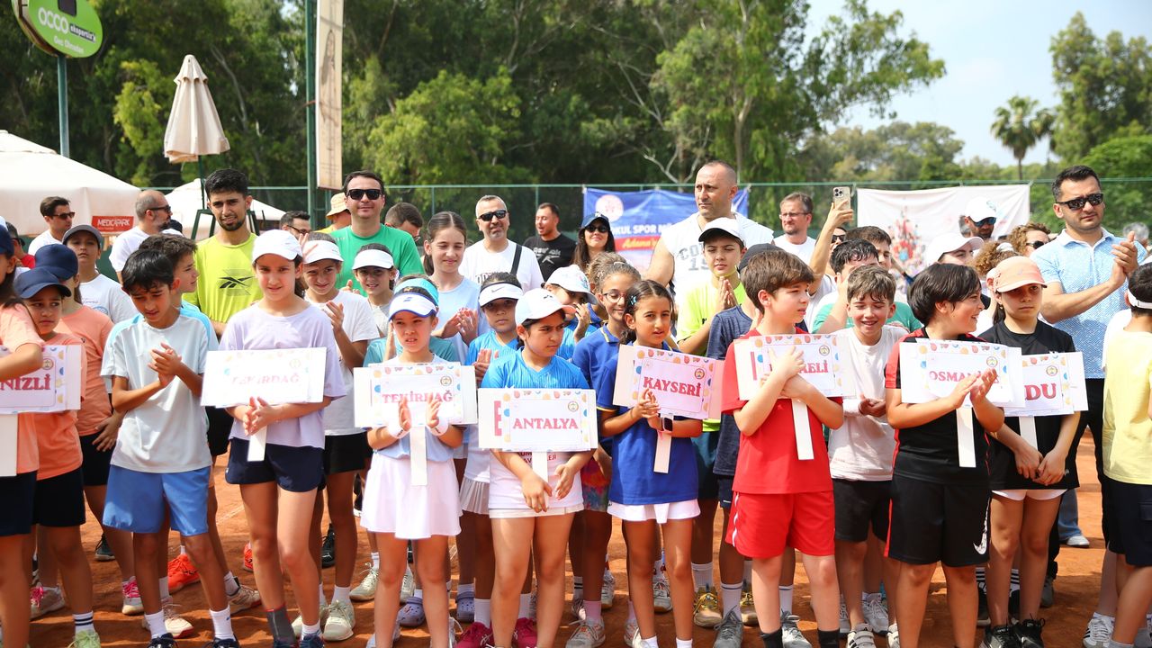 Küçükler ve Minikler Tenis Türkiye Birinciliği müsabakaları 