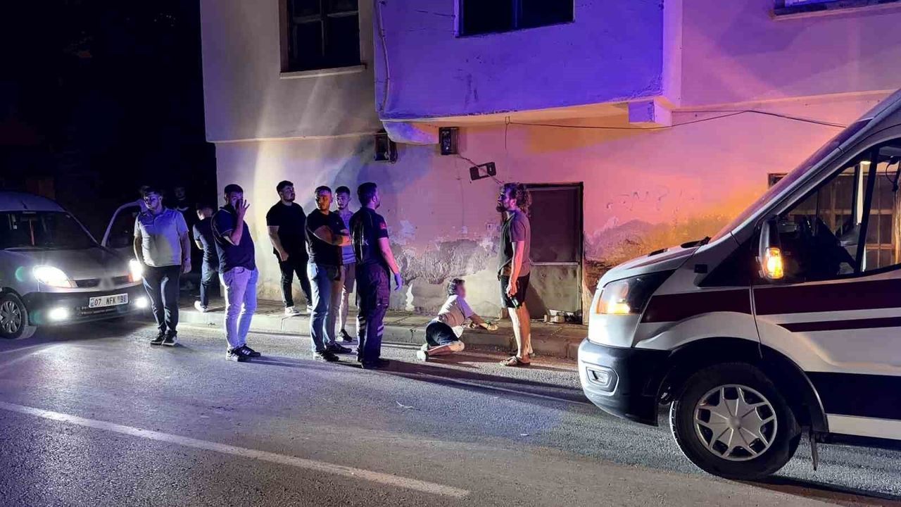 Metruk evin penceresinden düşen kadın yaralandı