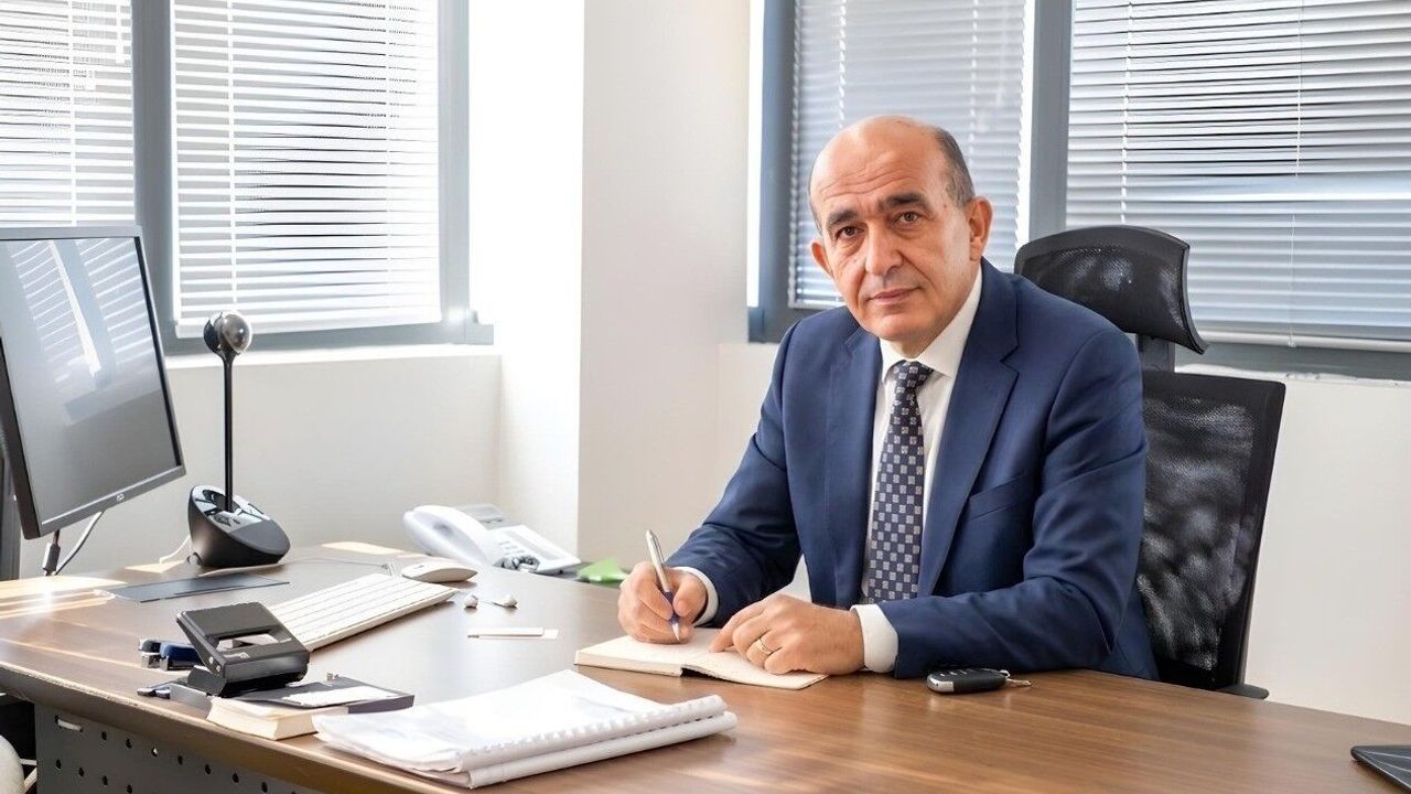 Prof. Dr. Raşit Turan: 'Güneş panelleri doğayı kirletiyor' i