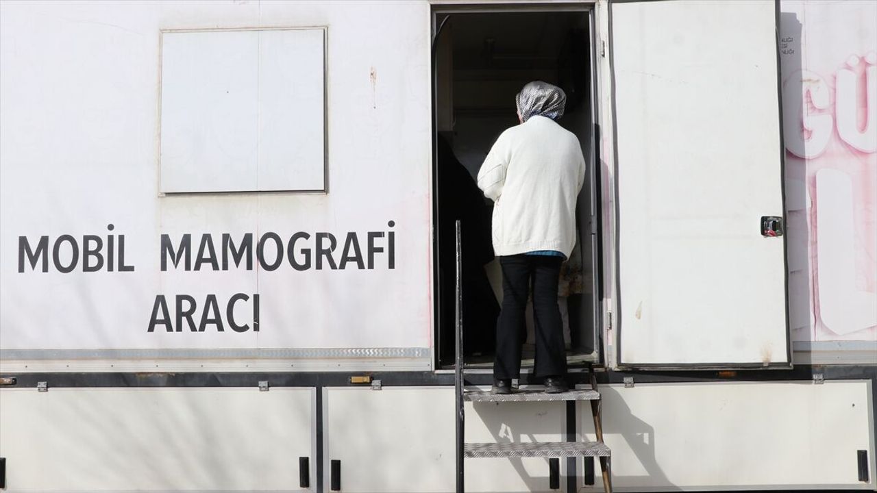 Türkiye'de kadın sağlığında bilinç artsa da hala istenilen s