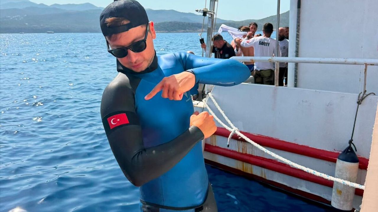 Milli sporcu Görkem Gedik, serbest dalışta Türkiye şampiyonu oldu