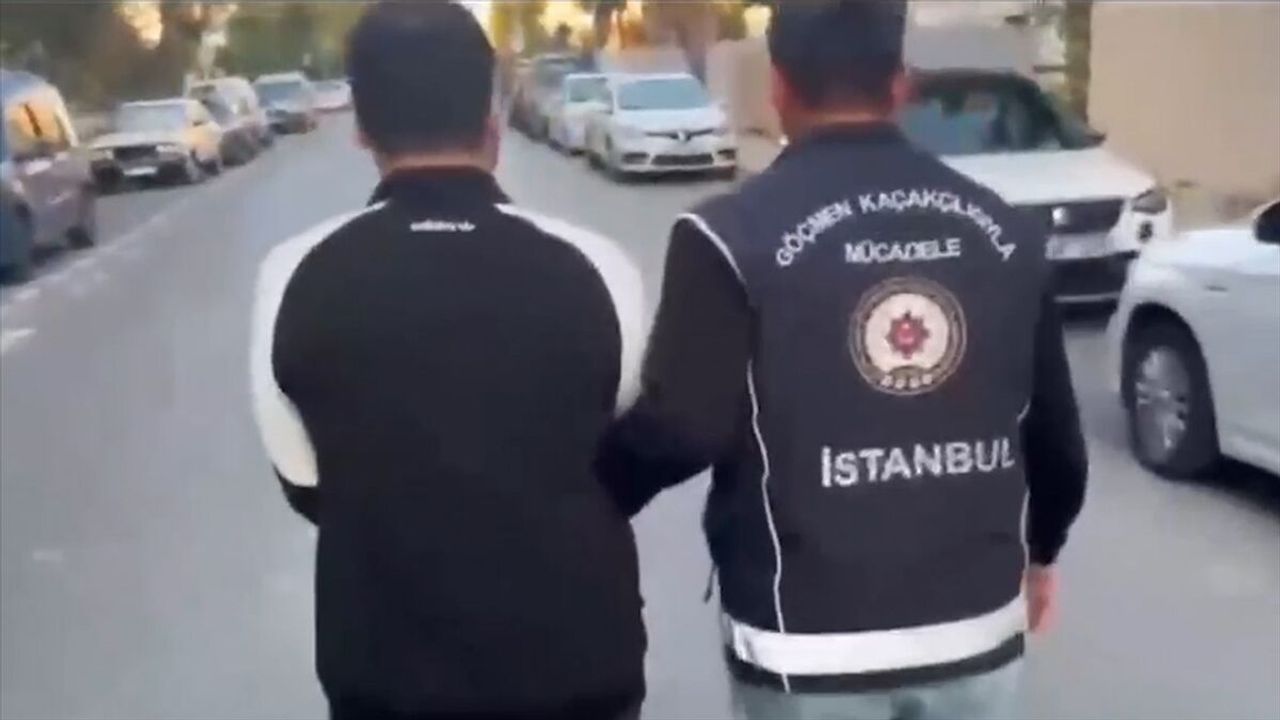İstanbul'daki usulsüz vatandaşlık operasyonunda 73 şüpheli yakalandı