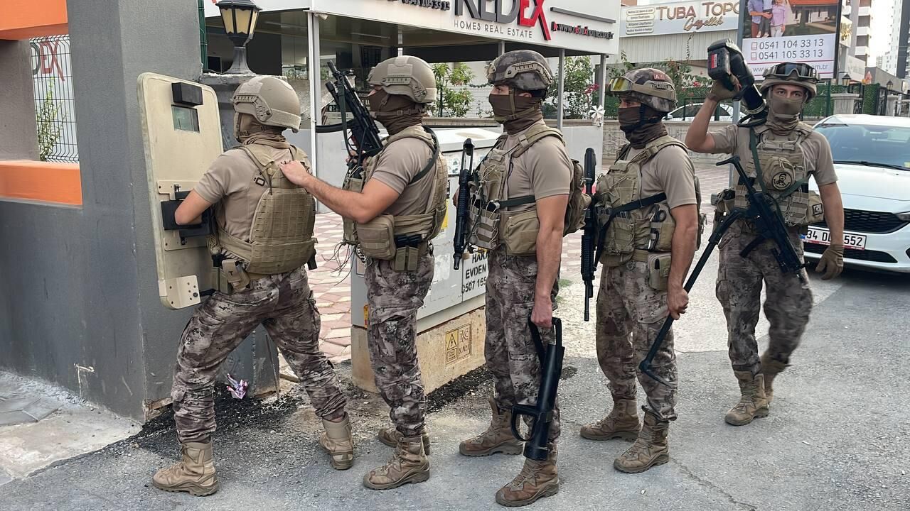 "Dublör" kullanarak dolandırıcılık yapan suç örgütüne yönelik operasyon başlatıldı