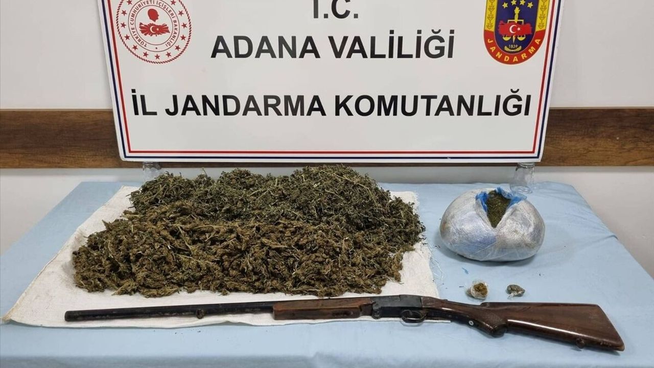 Esrar ve ruhsatsız av tüfeği ele geçirildi