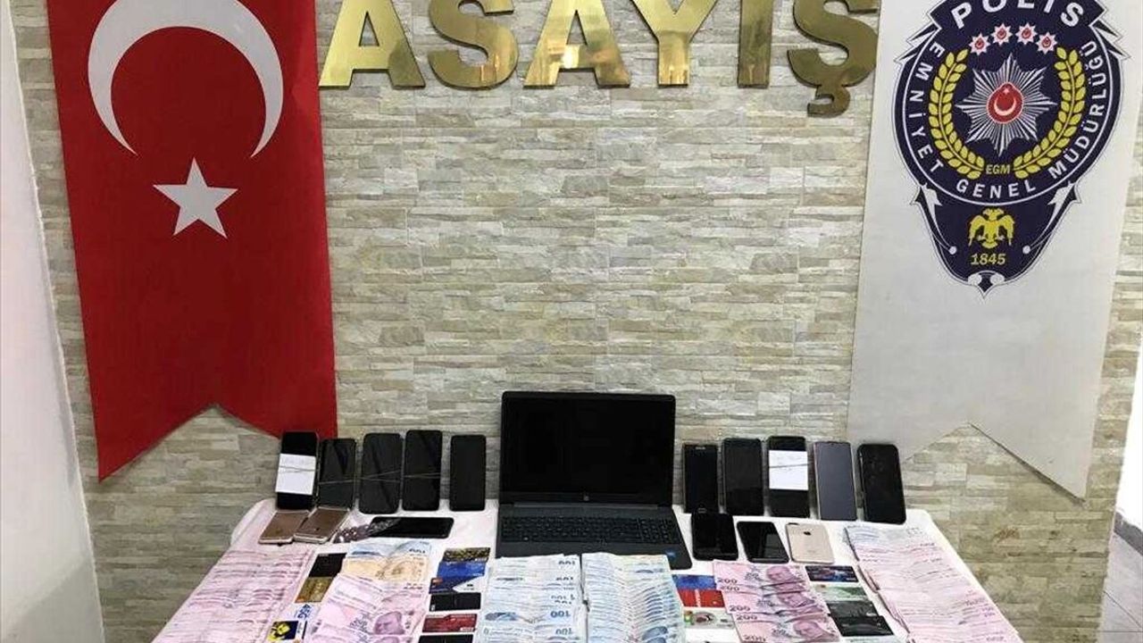 Mersin'de "sazan sarmalı" ve "şantaj" operasyonunda 18 şüpheli yakalandı