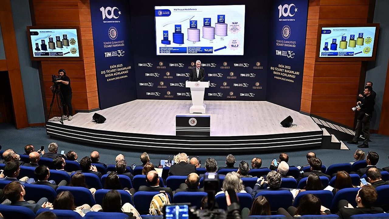 Ticaret Bakanı Bolat: Tarihin en yüksek ekim ayı ihracat değerine ulaştık