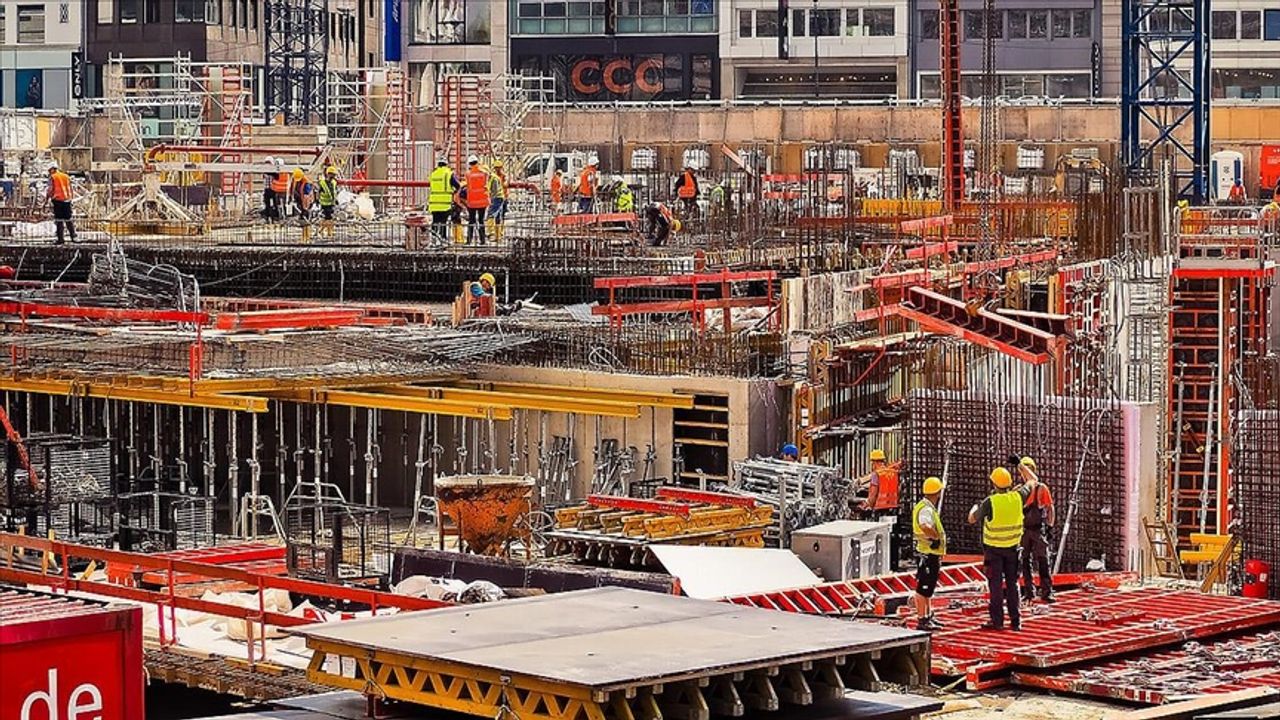 İnşaat yılın üçüncü çeyreğinde en fazla büyüyen sektör oldu 