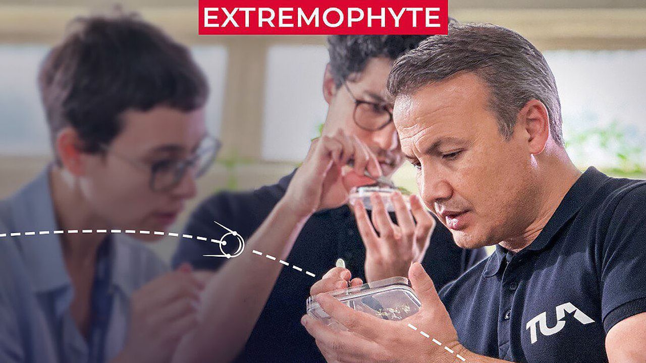 İlk Türk astronot Alper Gezeravcı deney çalışmalarına başladı