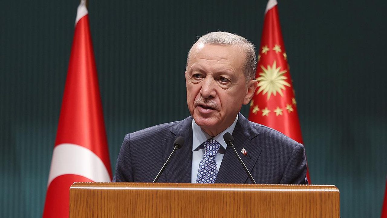 Çalışmalar, evi yıkılan son vatandaşımızı da yuvasına kavuşturuncaya dek sürecek