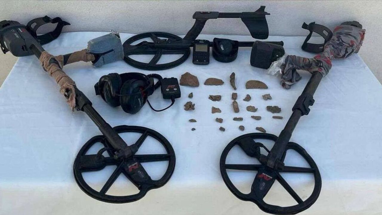 Mersin'de tarihi eser niteliğinde 23 obje ele geçirildi￼