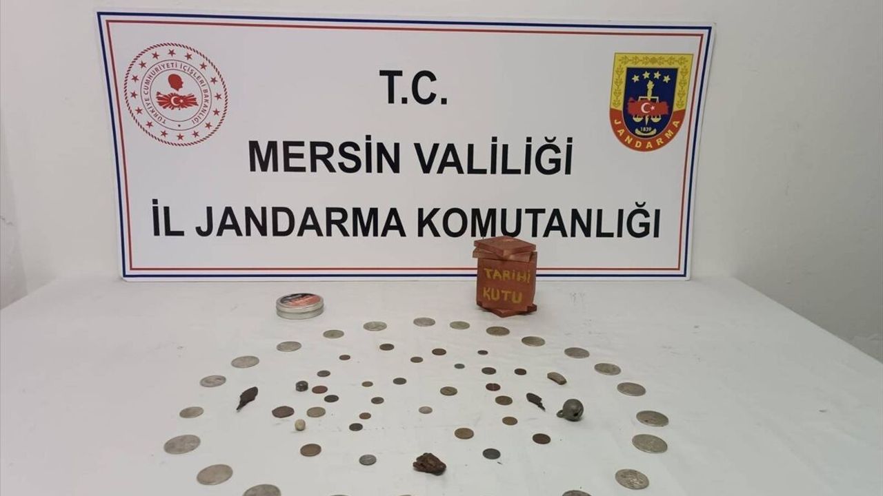 Mersin'de 188 sikke ve 9 obje ele geçirildi