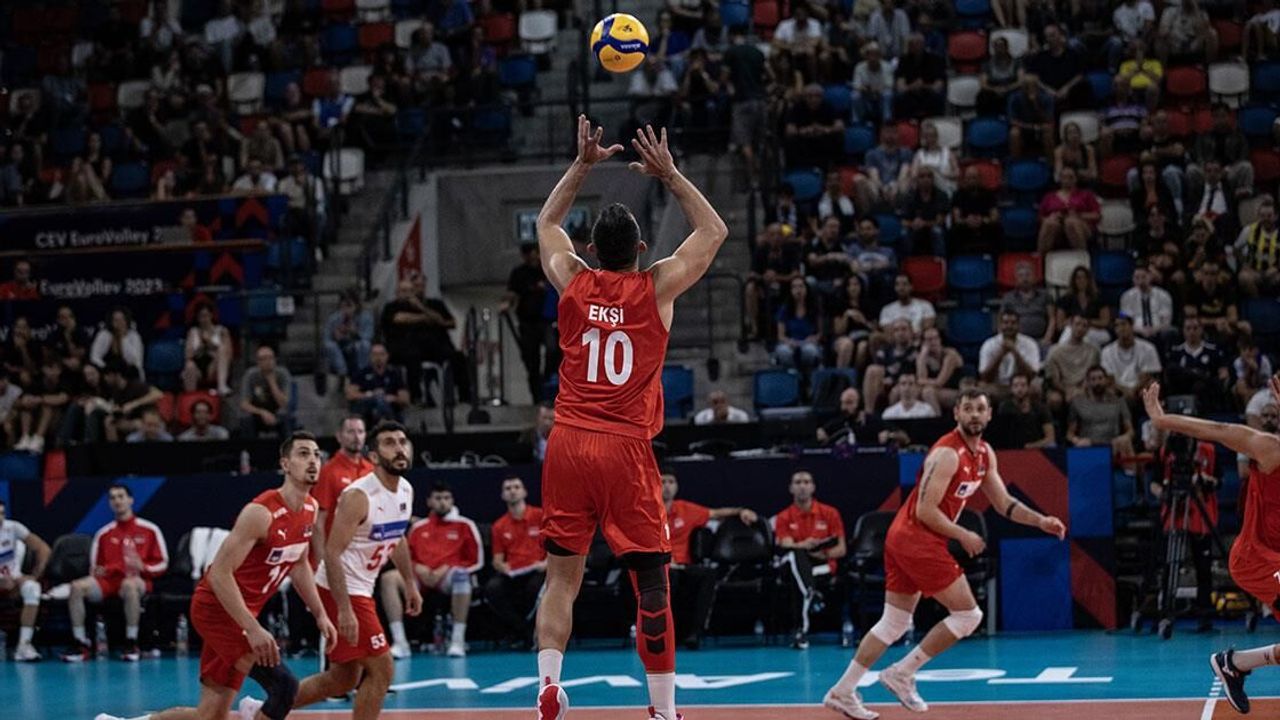 "Filenin Efeleri" FIVB Milletler Ligi'nde yarın Hollanda ile karşılaşacak