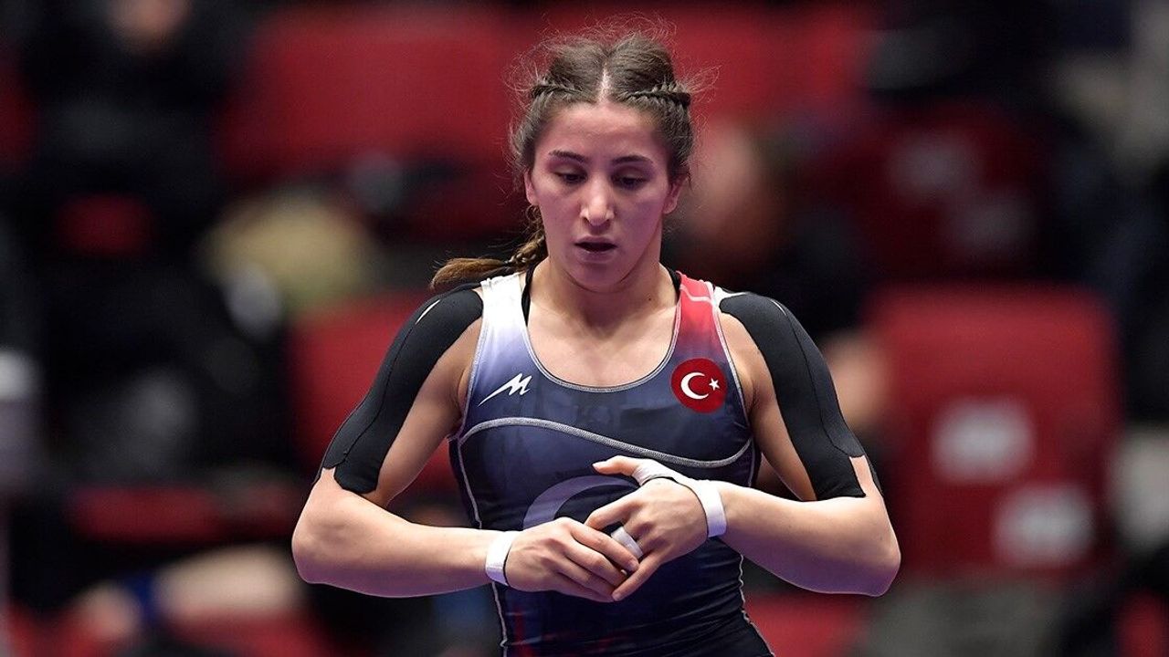 Zeynep Yetgil, çeyrek finalde Alman Annika Wendle'a yenildi