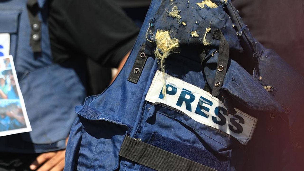 İsrail'in Gazze Saldırılarında Bir Gazeteci Daha Öldü