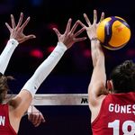 A Milli Kadın Voleybol Takımı, Avrupa Şampiyonası'nda yarın Slovenya ile karşılaşacak