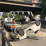 Adana'da köprüden düşen otomobilin sürücüsü yaralandı
