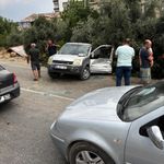 Adana'da panelvanın çarptığı hafif ticari araçtaki 2 kişi yaralandı