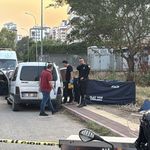 Adana'da silahla öldürülen baba ve oğlunun cenazeleri defnedildi