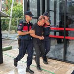Alanya'da eşini ve kayınvalidesini bıçakla yaralayan şüpheli tutuklandı