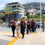 Alanya'da iş yerini kurşunlayan 2 şüpheli tutuklandı