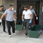 Antalya'da anne ile kızı evlerinde ölü bulundu