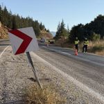 Kahramanmaraş'ta yön tabelasına çarpan motosiklet sürücüsü ağır yaralandı
