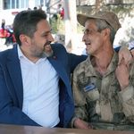 Kahramanmaraş'ta özel gereksinimli kişi için asker eğlencesi düzenlendi