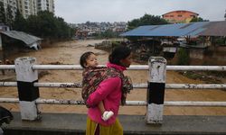 Nepal'deki heyelan ve sellerde 100 kişi hayatını kaybetti