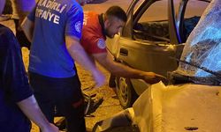 Osmaniye'de iki otomobilin çarpıştığı kazada 3 kişi yaralandı