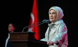 Emine Erdoğan: Annelik yolculuğunda en etkili teşvik, doğal doğum tecrübesini yaşamış annelerin samimi paylaşımlarıdır