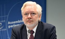 WikiLeaks'in kurucusu Assange, özgürlüğüne kavuşmak için "gazetecilik suçunu" kabul ettiğini söyledi