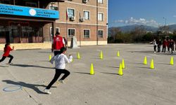 Dörtyol'da Gençlik Merkezi üyeleri öğrencilerle buluştu