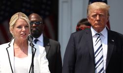 Trump, Gaetz'in çekilmesiyle Adalet Bakanlığına Pam Bondi'yi aday gösterdi