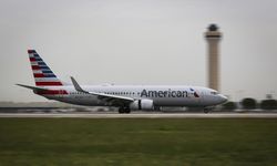 American Airlines, ABD'deki uçuşlarını teknik bir sorun nedeniyle kısa süreliğine durdurdu