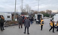 Balıkesir'de okul servisi ile tırın çarpıştığı kazaya ilişkin 2 sürücü tutuklandı