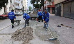 Akdeniz'de yol yapım çalışmaları sürüyor