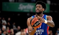 Anadolu Efes, THY Avrupa Ligi'nde yarın Barcelona'ya konuk olacak