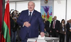 Belarus'ta sandık çıkış anketine göre seçimi Lukaşenko kazandı