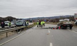 Çorum'da 4 aracın karıştığı trafik kazasında 2 kişi öldü, 5 kişi yaralandı